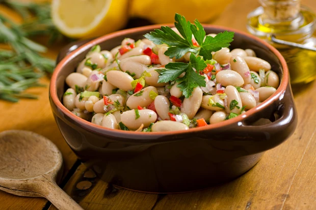 Bohnensalat mit Kreuzk&uuml;mmel-Koriander-Dressing
