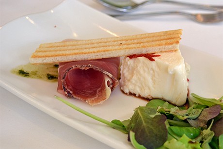 Weisses Tomatenmousse