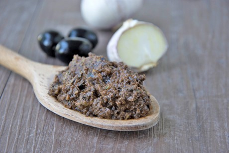 Oliven-Knoblauch Paste
