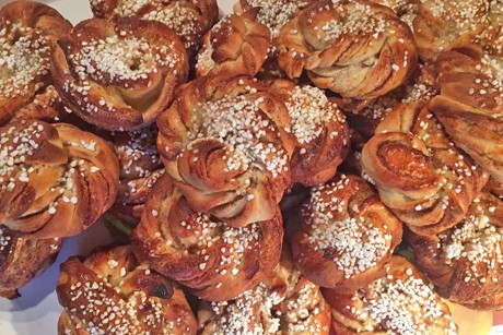 Schwedische Kaneelbullar (Zimtschnecken)