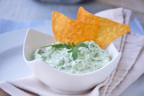Joghurt-Rucola-Zwiebel-Dip