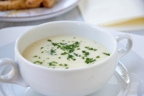 Kräutersuppe