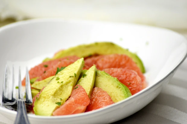Grapefruit-Avocado-Salat