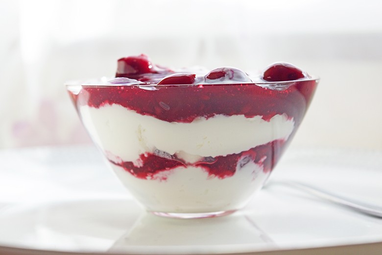 Schnelles Grütze-Dessert