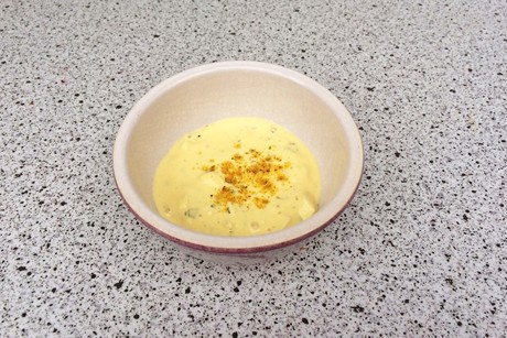 Eiersauce mit Curry