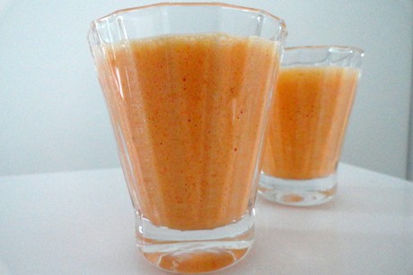 Karotten-Sauermilch-Smoothie