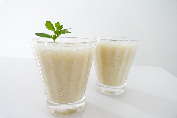 Rhabarber Lassi