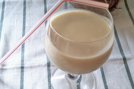 Kokos-Milchdrink