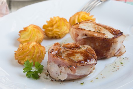Schweinemedaillons mit Salbei