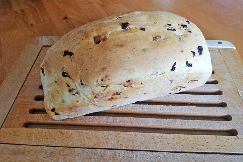 Zwiebel - Speck - Weißbrot