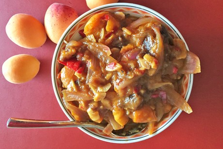 Marillen-Zwiebel-Chutney