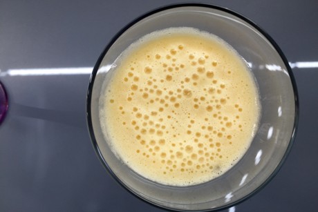 Bananen Nektarinen Minze Joghurt Smoothie