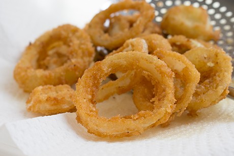 Knusprige Zwiebelringe