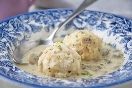 Steinpilzsauce mit Semmelknödel ohne Mehl