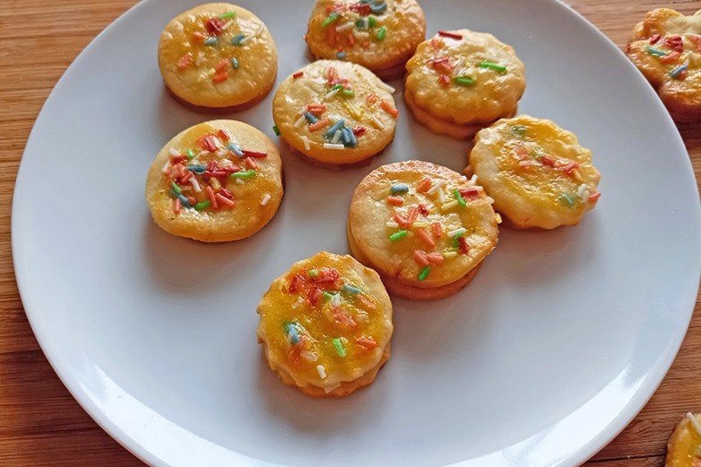 Gefüllte Streusel-Plätzchen
