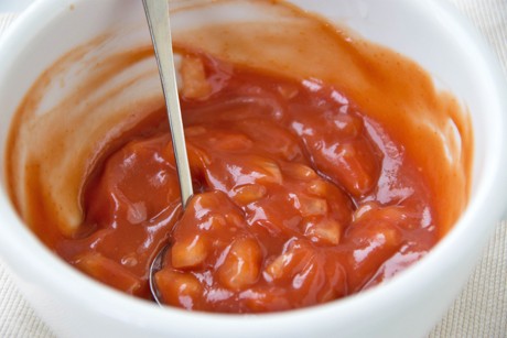 Zwiebelsauce zum Grillen