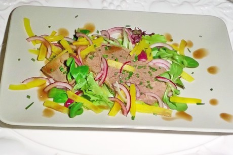 Rindfleischsalat mit Kernöl-Schnittlauch-Dressing