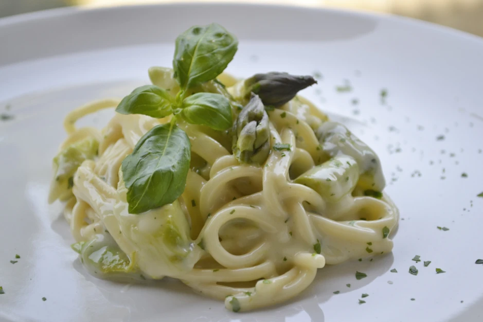 Linguine mit Spargel