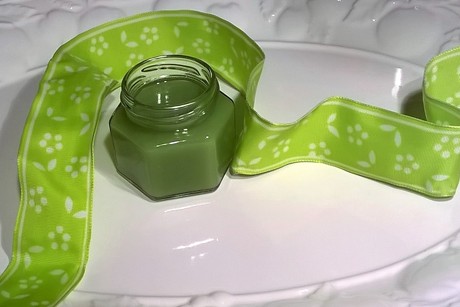 Apfelgelee mit Waldmeister