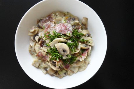 Salami - Champignon - Sauce