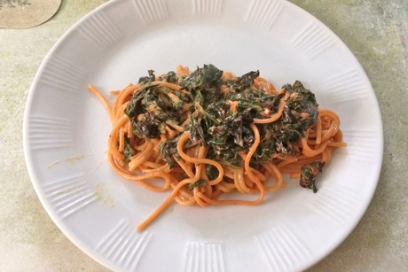 Spaghetti mit Mangoldsauce