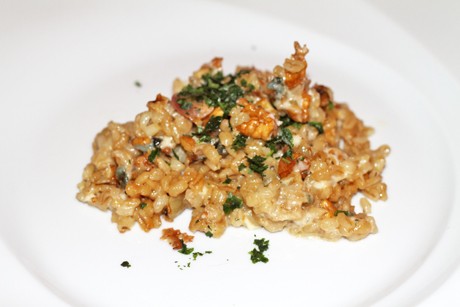 Rollgersten - Risotto mit Trauben und Blauschimmelkäse