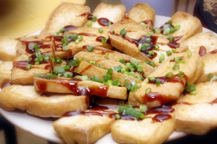 Gebratener Tofu mit Paprikagemüse