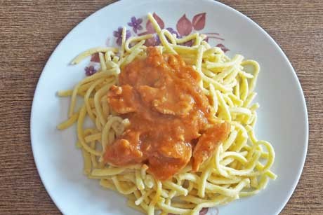 Letschogeschnetzeltes mit Spätzle