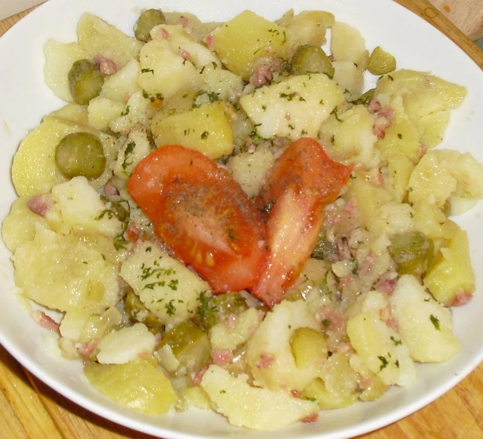 Warmer Kartoffelsalat mit Speck