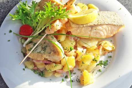 Gegrillter Fischteller