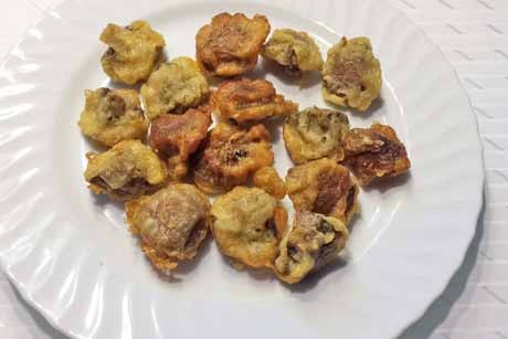 Champignons in Backteig