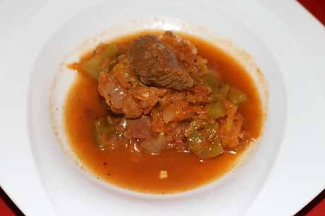 Leichtes Szegediner-Gulasch vom Rind