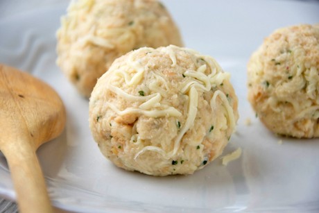 Käsknödel