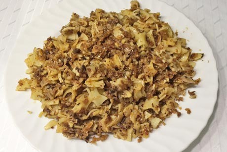 Geröstete Krautfleckerl mit Speck