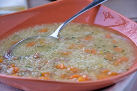 Kräutergerstlsuppe