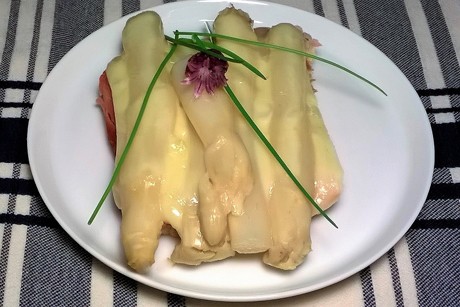 Schwetzinger Spargeltoast