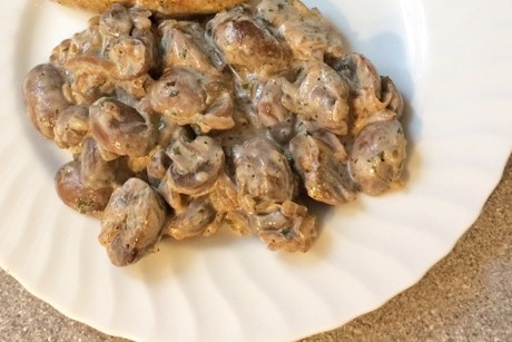 Champignons in Frischkäsesauce
