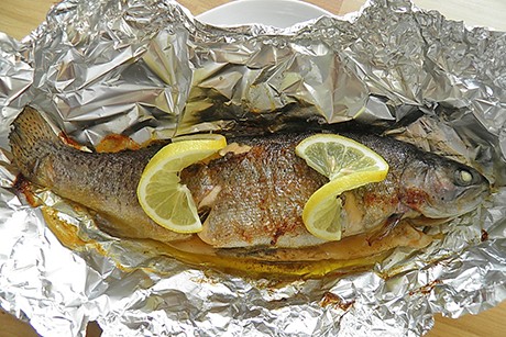 Forelle mit Kräutern