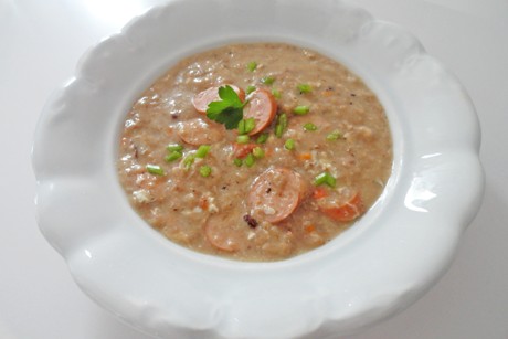 Würstelsuppe