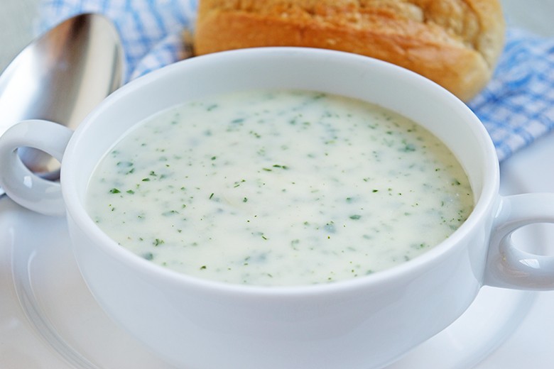 Grüne Frühlingssuppe