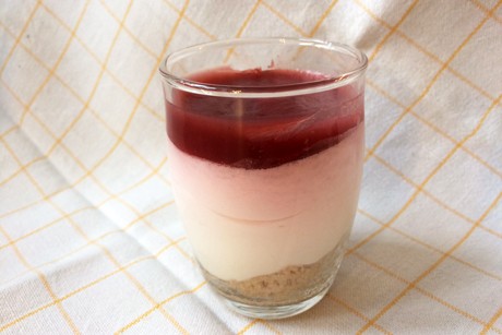 Raffaellocreme mit Dirndlmus