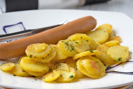 Dillerdäpfel mit Frankfurter