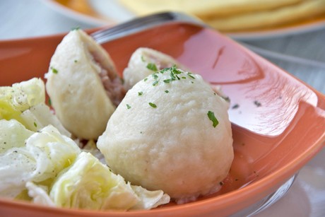 Gefüllte Knödel