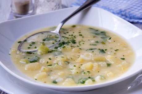 Lauch-Erdäpfel-Suppe