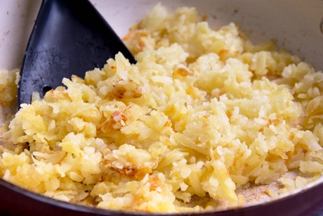 Erdäpfel-Grammelsterz