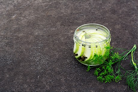 Eingelegte Zucchini
