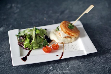 Caprese-Türmchen