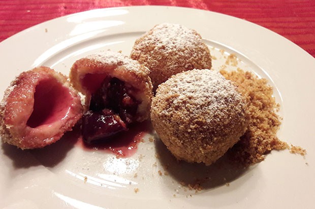 Zwetschkenknödel