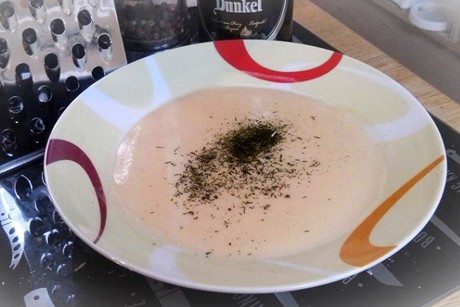 Cremige Schwarzbiersuppe