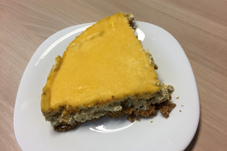 Einfacher Cheesecake mit Orangen
